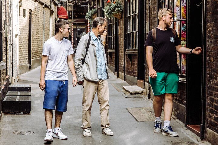 London Historic Pub Tour with a Local Tailored to Your Interests & Tastes  - Photo 1 of 12